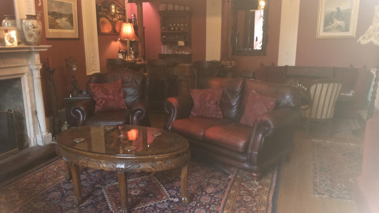 Disblair House Hotel Newmacher Екстериор снимка